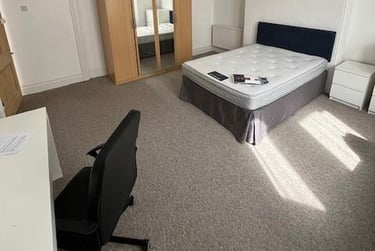 5 bed house, 5 Kingsley Road, North Hill, Plymouth, PL46QW - Image 1